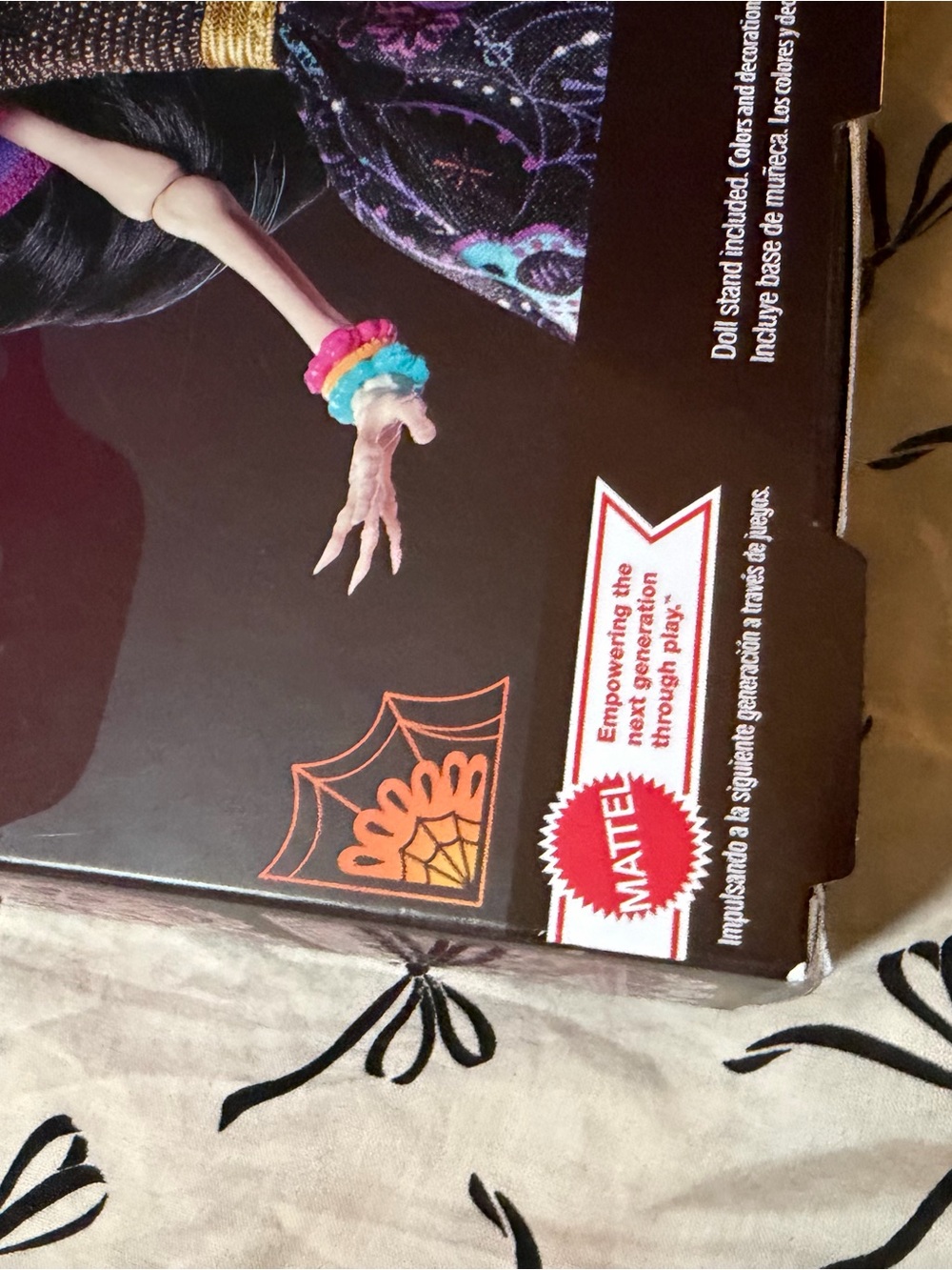 Monster High Skelita Calaveras Doll - Howliday - Picture 4 of 6